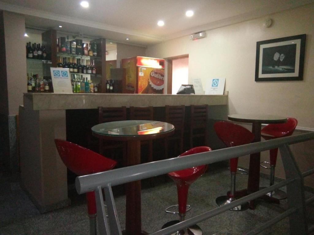 Neocourts Hotel Enugu Ngoại thất bức ảnh